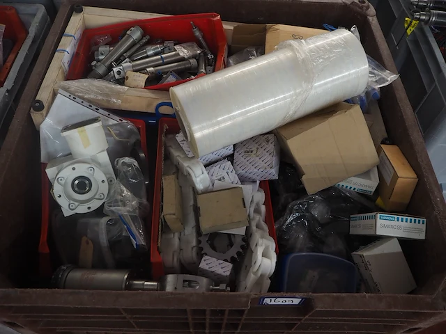 Nn machine parts - afbeelding 5 van  9