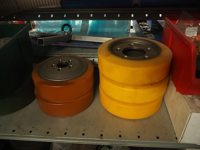 Nn machine parts - afbeelding 34 van  48
