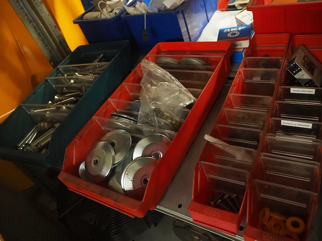 Nn machine parts - afbeelding 47 van  48