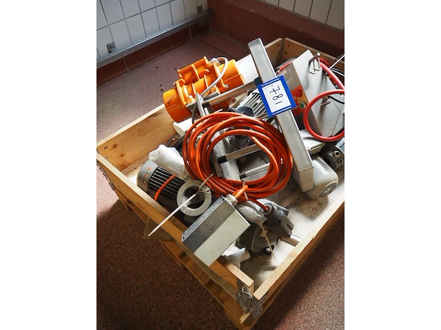 Nn machine parts - afbeelding 5 van  8