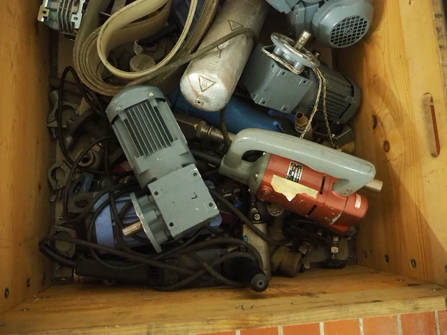 Nn machine parts - afbeelding 6 van  6