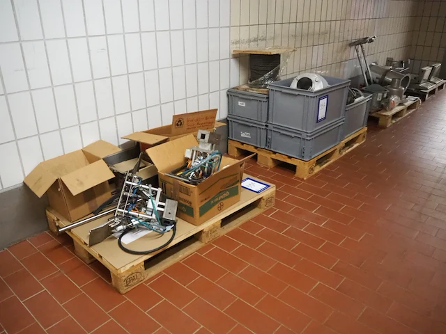 Nn machine parts - afbeelding 2 van  22