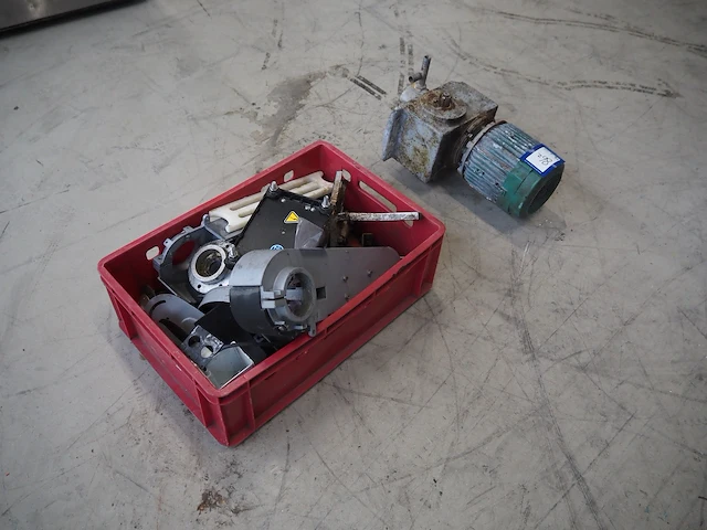 Nn machine parts - afbeelding 2 van  8