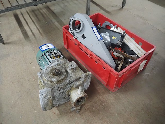 Nn machine parts - afbeelding 2 van  9