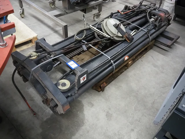 Nn mast for forklift - afbeelding 1 van  6