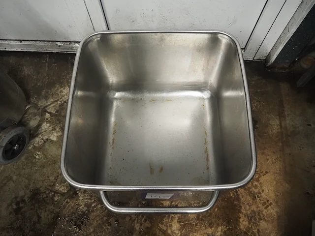 Nn meat bin - afbeelding 3 van  4