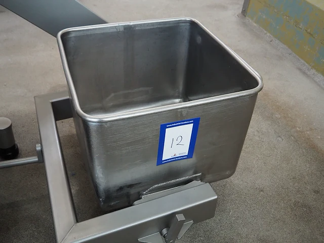 Nn meat bin - afbeelding 1 van  5