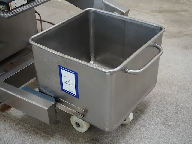 Nn meat bin - afbeelding 1 van  5