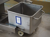 Nn meat bin - afbeelding 1 van  6