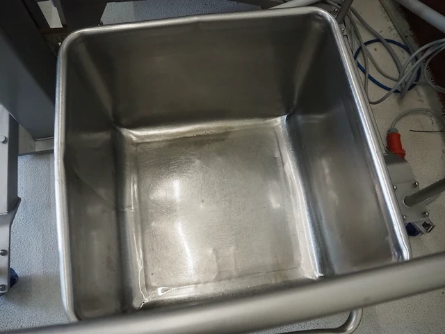 Nn meat bin - afbeelding 4 van  5