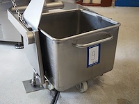 Nn meat bin - afbeelding 1 van  5
