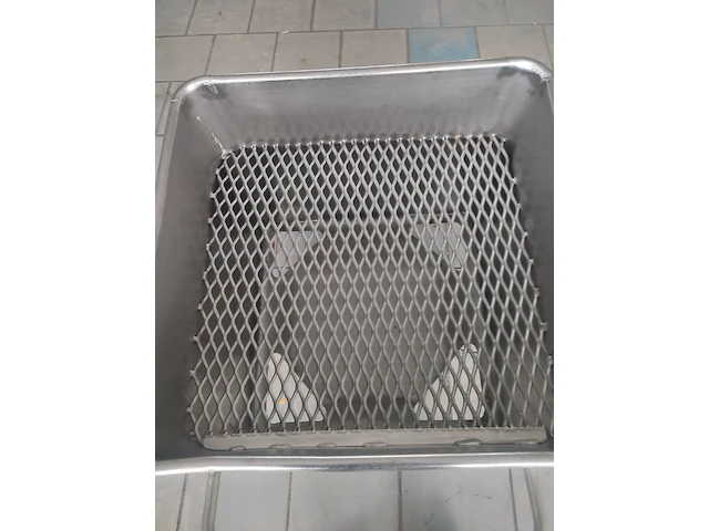 Nn meat bin - afbeelding 5 van  6