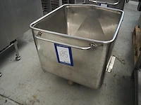 Nn meat bin - afbeelding 1 van  5