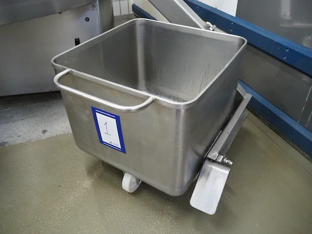Nn meat bin - afbeelding 1 van  5