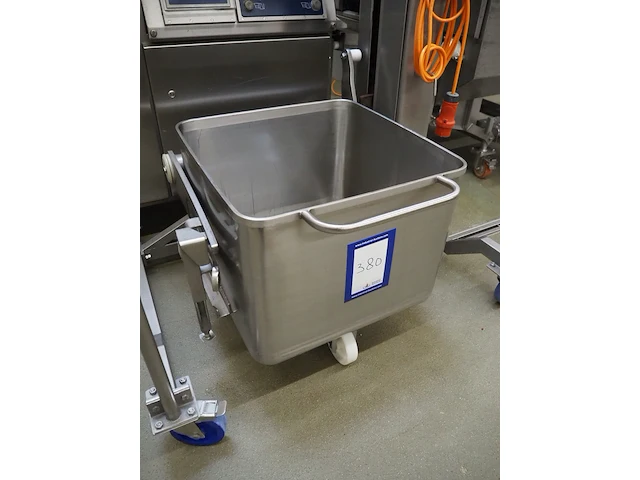 Nn meat bin - afbeelding 1 van  5