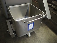 Nn meat bin - afbeelding 1 van  5