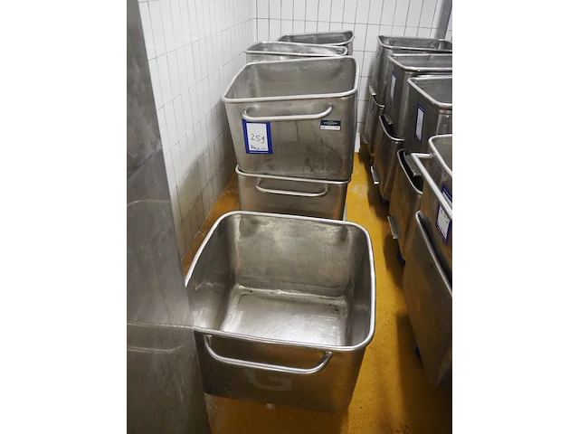 Nn meat bins - afbeelding 2 van  4