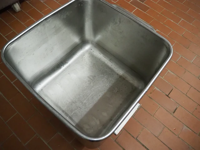 Nn meat bins - afbeelding 7 van  8