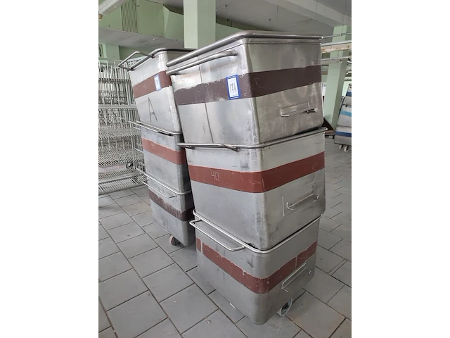 Nn meat bins - afbeelding 1 van  6