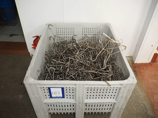 Nn meat hooks - afbeelding 3 van  4