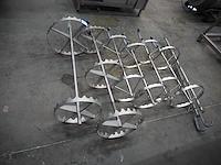 Nn meat hooks