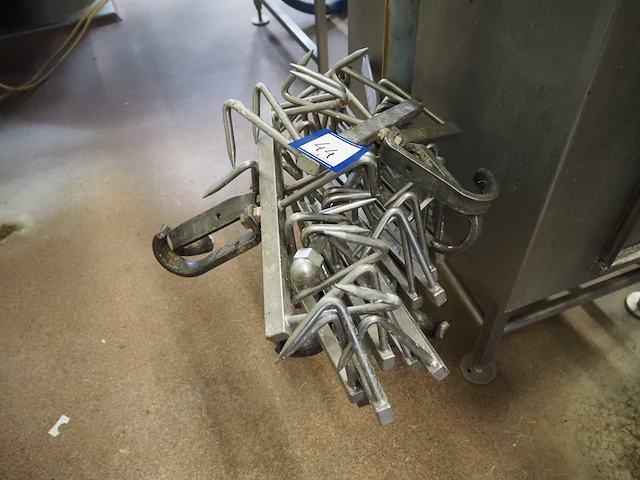 Nn meat hooks - afbeelding 2 van  4