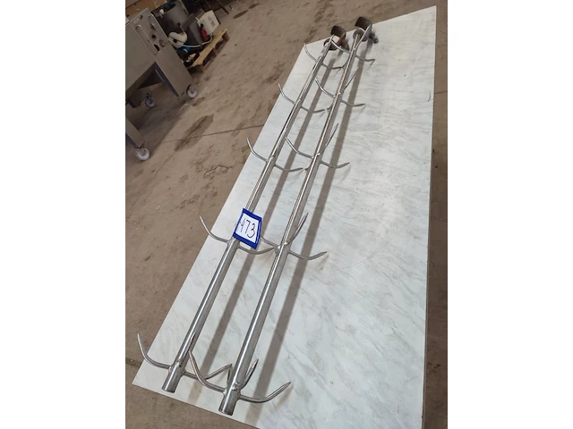Nn meat hooks - afbeelding 1 van  2