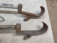 Nn meat hooks - afbeelding 2 van  2