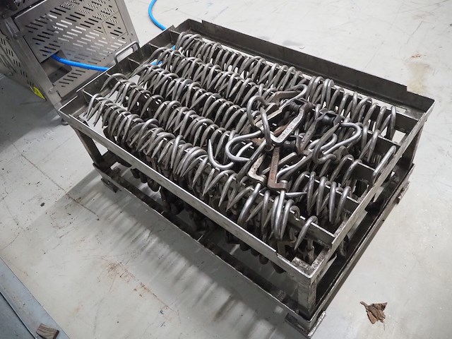 Nn meat hooks - afbeelding 4 van  6