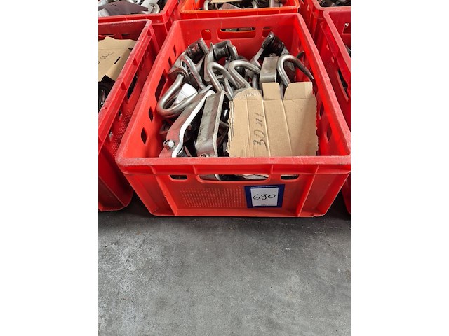 Nn meat hooks - afbeelding 1 van  3