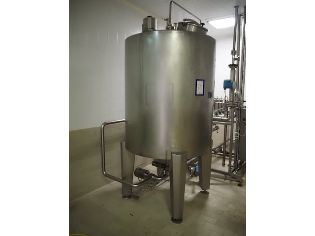 Nn milk storage tank - afbeelding 1 van  6