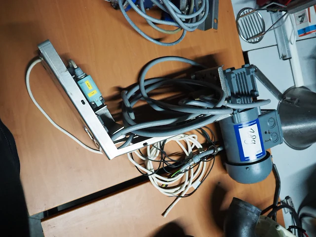 Nn motor - afbeelding 2 van  4