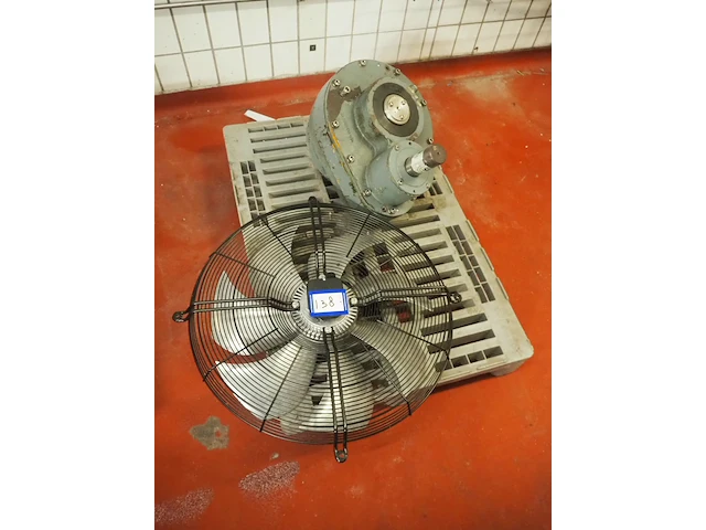Nn motor - afbeelding 1 van  5