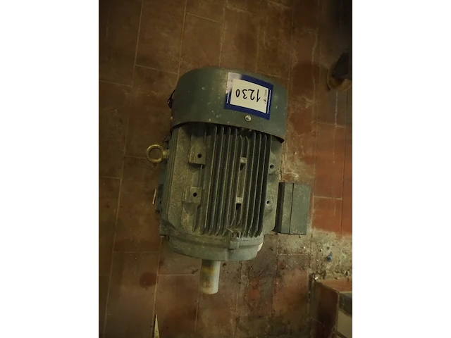 Nn motor - afbeelding 3 van  3