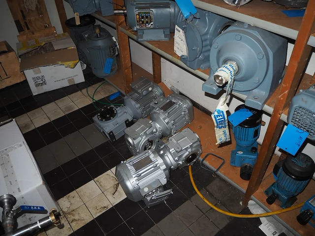Nn motors and parts - afbeelding 4 van  7