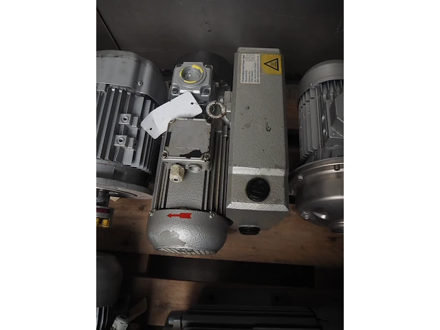 Nn motors, pumps and vacuum pumps - afbeelding 4 van  9