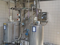 Nn natural colouring mixing installation