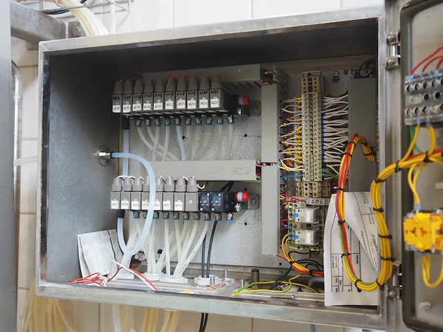 Nn natural colouring mixing installation - afbeelding 13 van  20