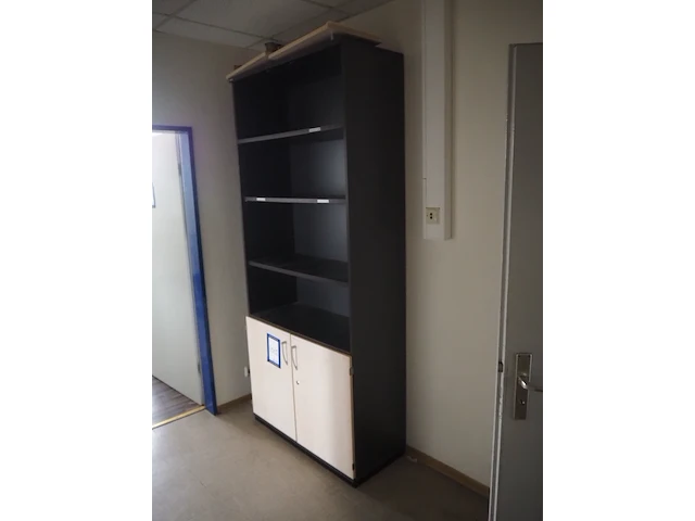 Nn office cabinet - afbeelding 1 van  3