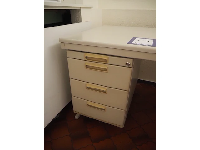 Nn office inventory - afbeelding 7 van  12