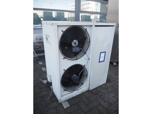 Nn outside airco unit - afbeelding 2 van  9
