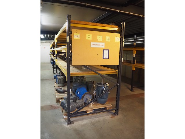 Nn pallet racks - afbeelding 1 van  6