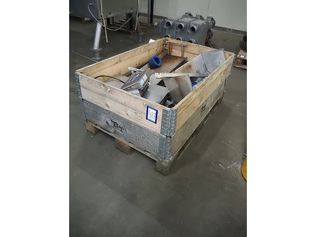 Nn pallet - afbeelding 1 van  11