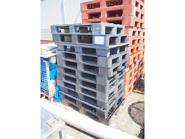 Nn pallets - afbeelding 1 van  4