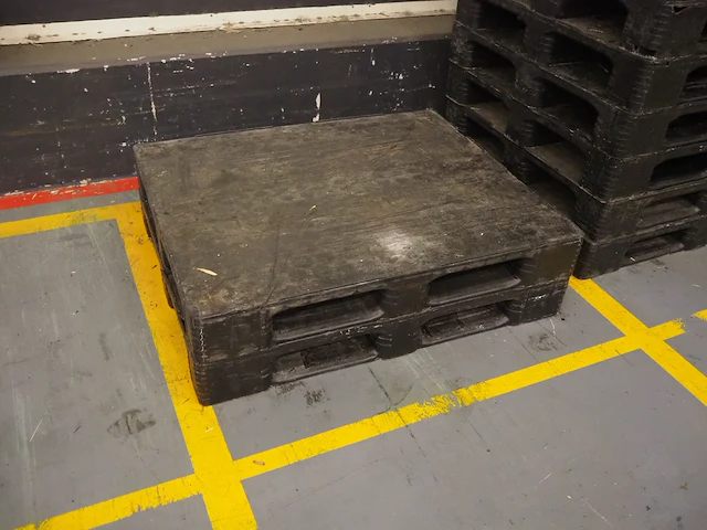 Nn pallets - afbeelding 2 van  3