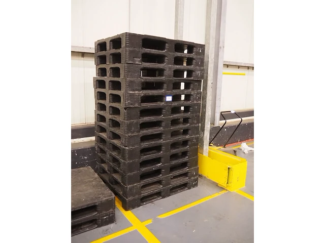 Nn pallets - afbeelding 3 van  3
