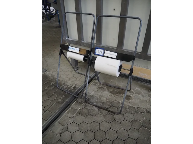 Nn paper roll holders - afbeelding 2 van  4