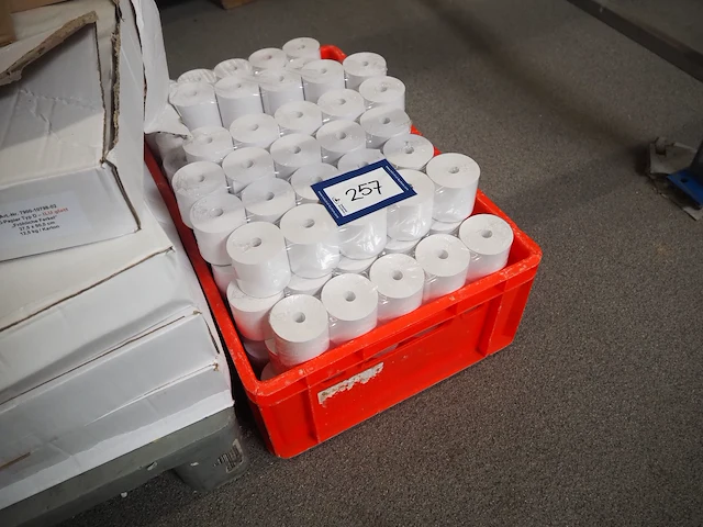 Nn paper rolls - afbeelding 2 van  3