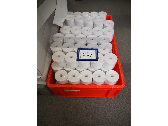 Nn paper rolls - afbeelding 3 van  3