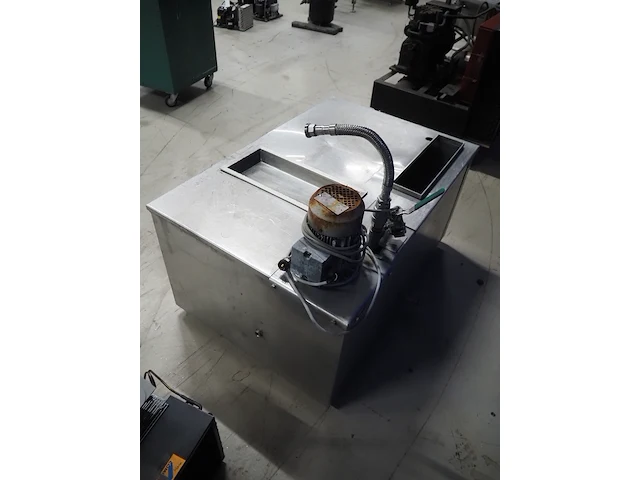 Nn paraffine tank - afbeelding 4 van  9